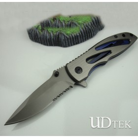 OEM X21 fast opening folding pocket knife with serrated blade UD401172