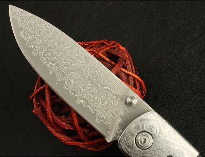 OEM DAMASCUS SILVER WOLF FOLDING HUNTING KNIFE UDTEK00547