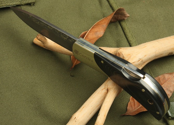 OEM DAMASCUS STEEL WARRIORS FOLDING KNIFE UDTEK00548