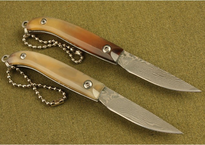 OEM DAMASCUS STEEL KEYCHAIN POCKET KNIFE WITH OX HORN HANDLE UDTEK00564