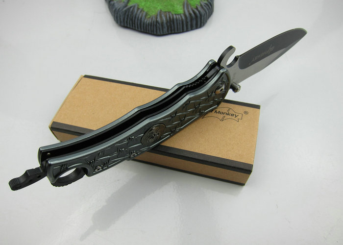High Quality OEM Elf Monkey B105 Fast Open Folding Knife Gift Knives Hand Tools UDTEK01272