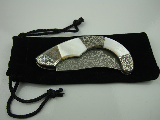 Damascus sea tide folding knife UD401180