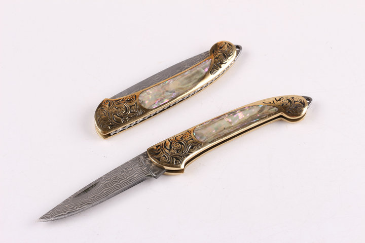 Beautiful queen Damascus no lock small folding knife UD402327 