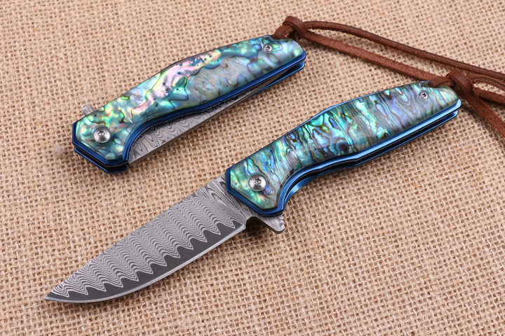 Blue bird Damascus folding knife with Abalone handle UD404496
