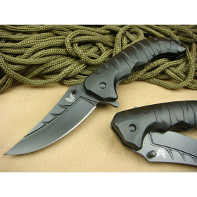 Bending the Benchmade  knife（J1693） UD40394