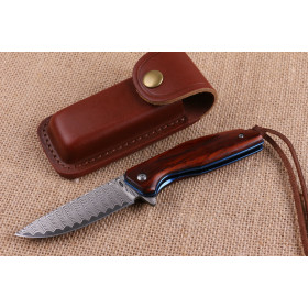 Blue bird Damascus folding knife with Red sandalwood handle UD404497